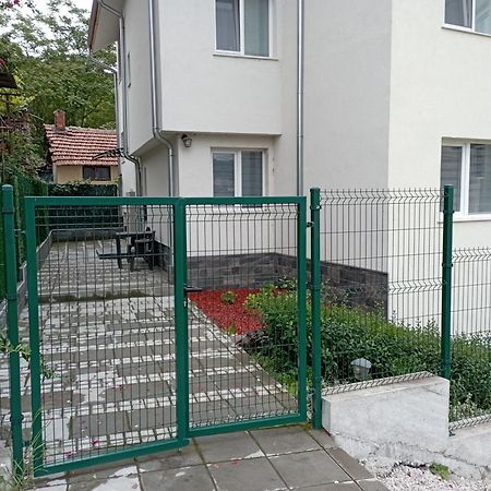 Студио За Нощувки Габрово Exterior foto